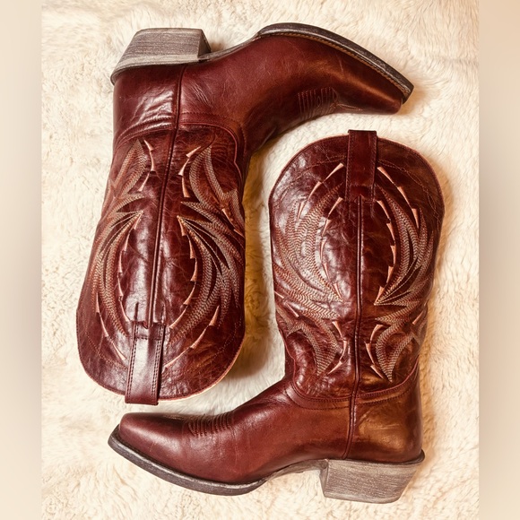 Shyanne Women's Leather Ruby Red Square Toe Heeled Western Cowboy Boots Size: 9M - Picture 3 of 8